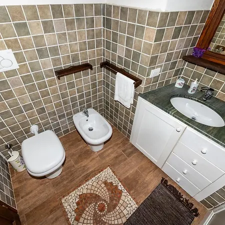 Rustico Verginate 2 *